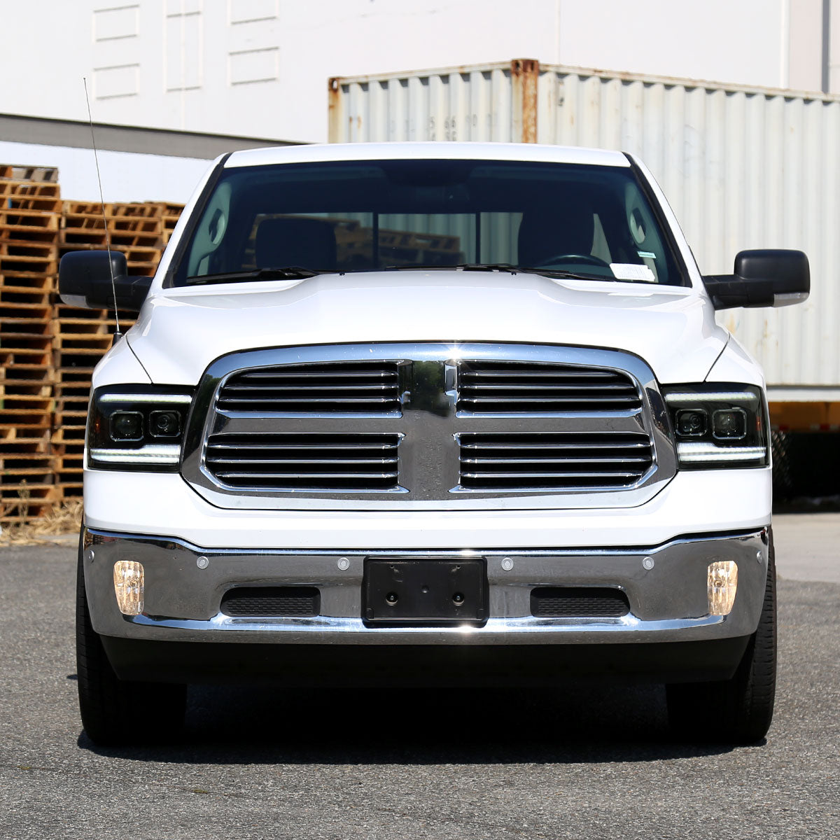 2009-2018 Dodge RAM 1500 / 2019-2021 RAM Classic / 2010-2018 RAM 2500 3500 Switchback Sequential Projector Headlights (Matte Black Housing/Smoked Lens)