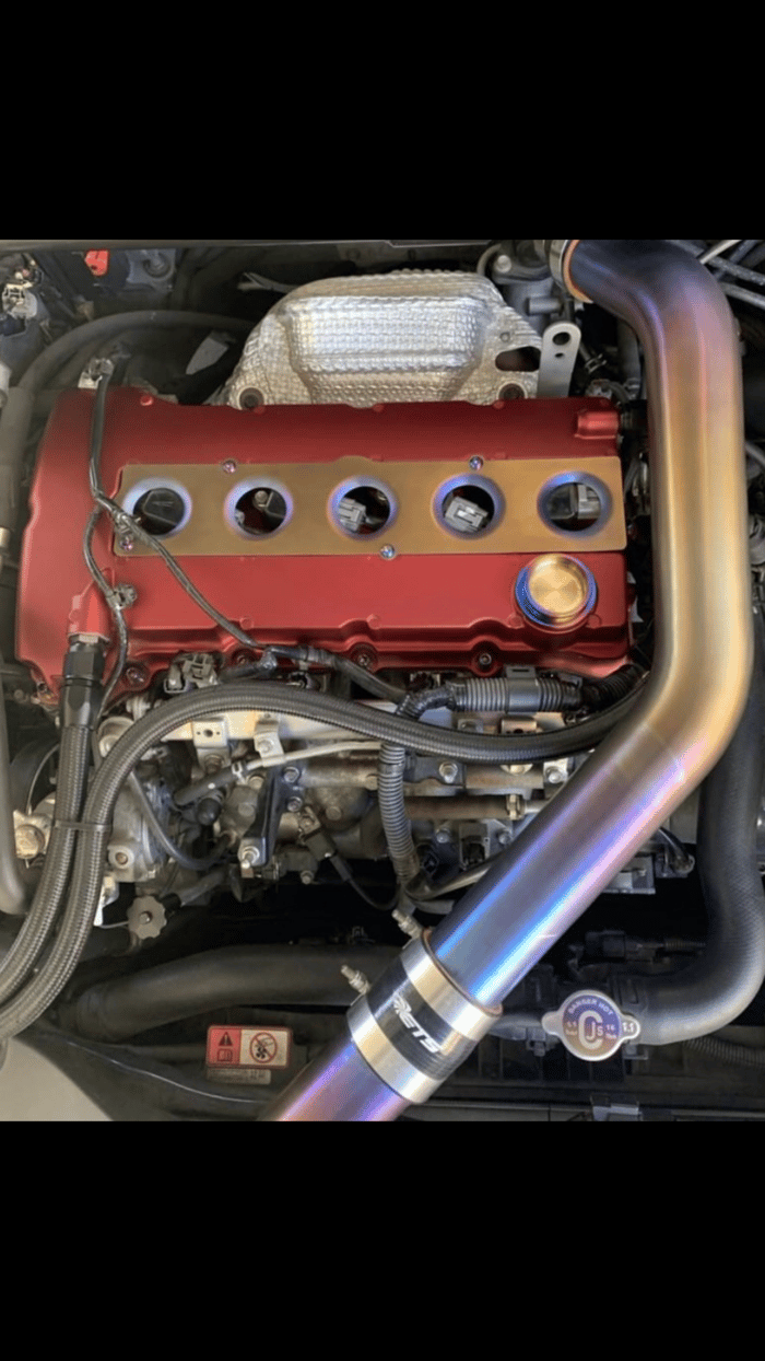 Chasing JS Mitsubishi Evo X Oil Cap