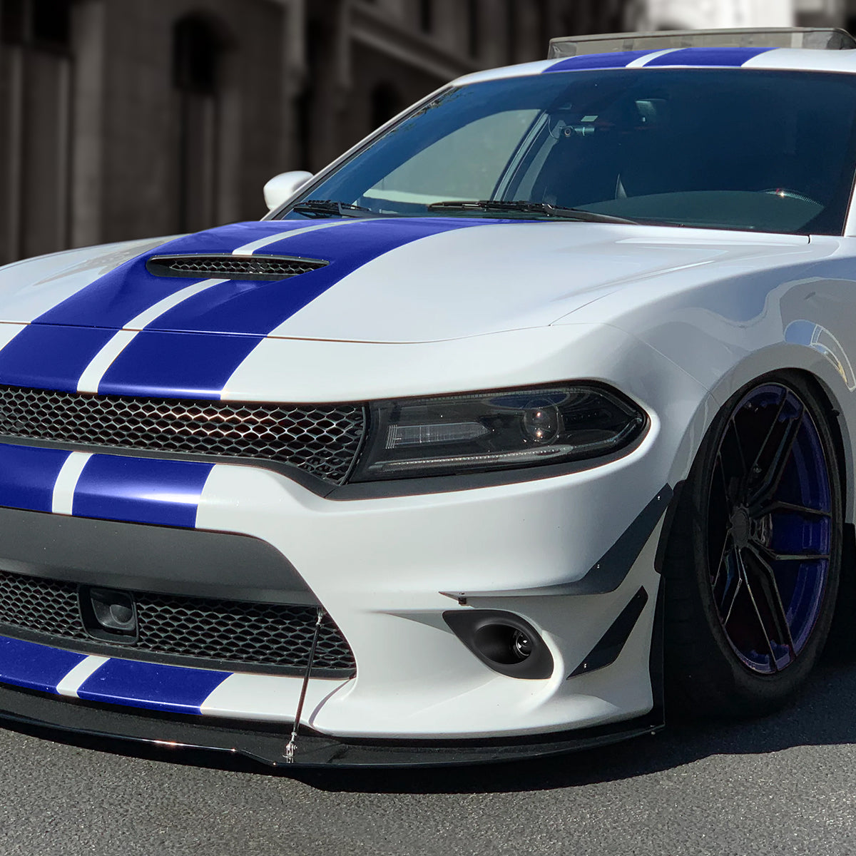 2015-2020 Dodge Charger H11 Projector Fog Lights Kit (Chrome Housing/Clear Lens)