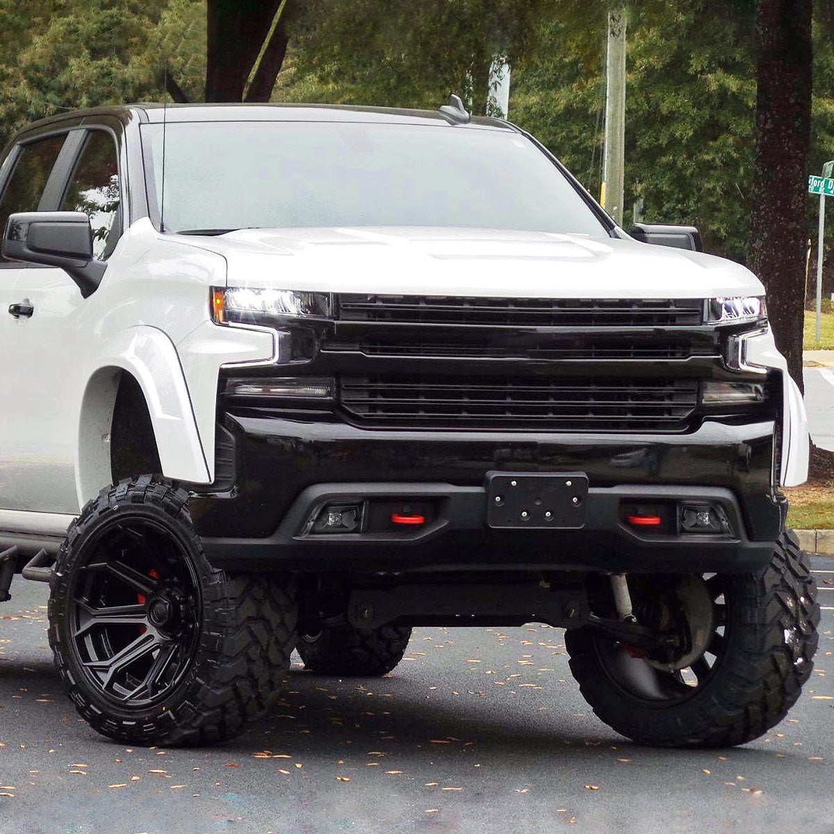 2019-2022 Chevrolet Silverado 1500/2020-2022 Silverado 2500HD/3500HD LED Fog Lights Kit (Matte Black Housing/Clear Lens)