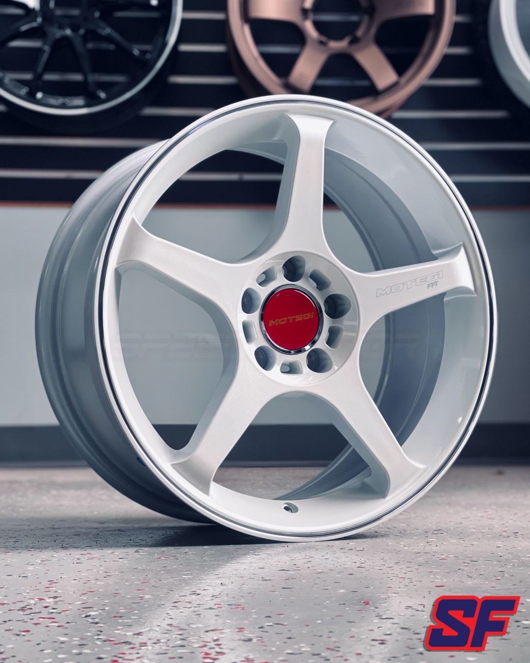 Motegi MR159 Battle 18x8.5 5x114.3 ET35