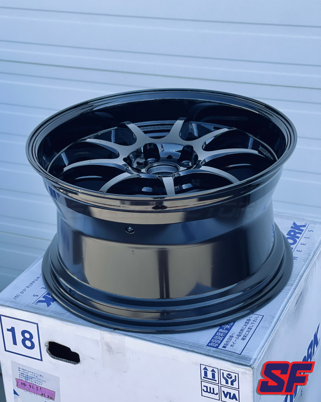 Work Emotion D9R 18x9.5 +38 5x114.3 Gloss Black