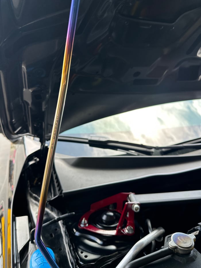 Chasing JS Civic Type R FL5 / Integra Type S DE5 Hood Prop Hood Props