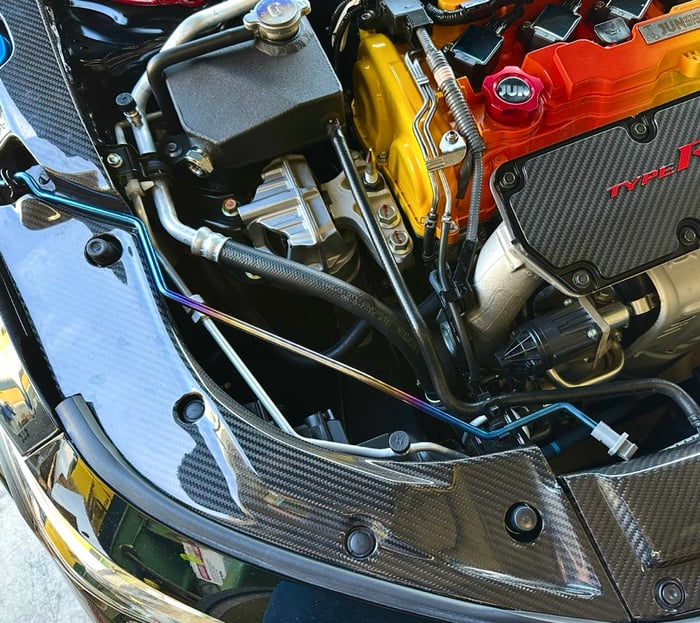 Chasing JS Civic Type R FL5 / Integra Type S DE5 Hood Prop Hood Props