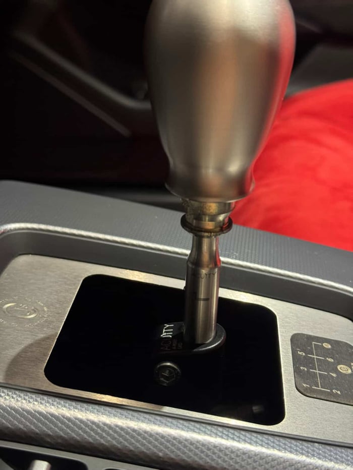 Chasing JS Civic Type R FL5 Titanium Shift Boot Delete Shift Boot