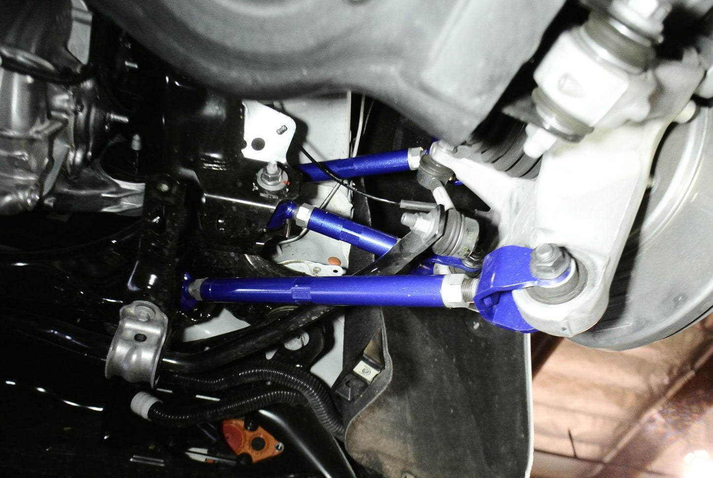 17+ Tesla Model 3 Megan Rear Lower Trailing Arms