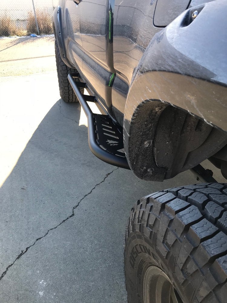 Greenlane Offroad 2ND GEN TACOMA ALUMINUM SLIDERS WITH REAR KICK OUT