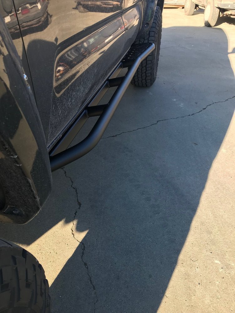 Greenlane Offroad 2ND GEN TACOMA ALUMINUM SLIDERS WITH REAR KICK OUT