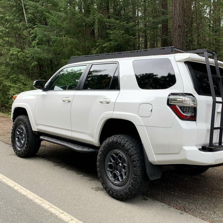 Greenlane Offroad 5TH GEN 4RUNNER ALUMINUM SLIDERS WITH REAR KICK OUT