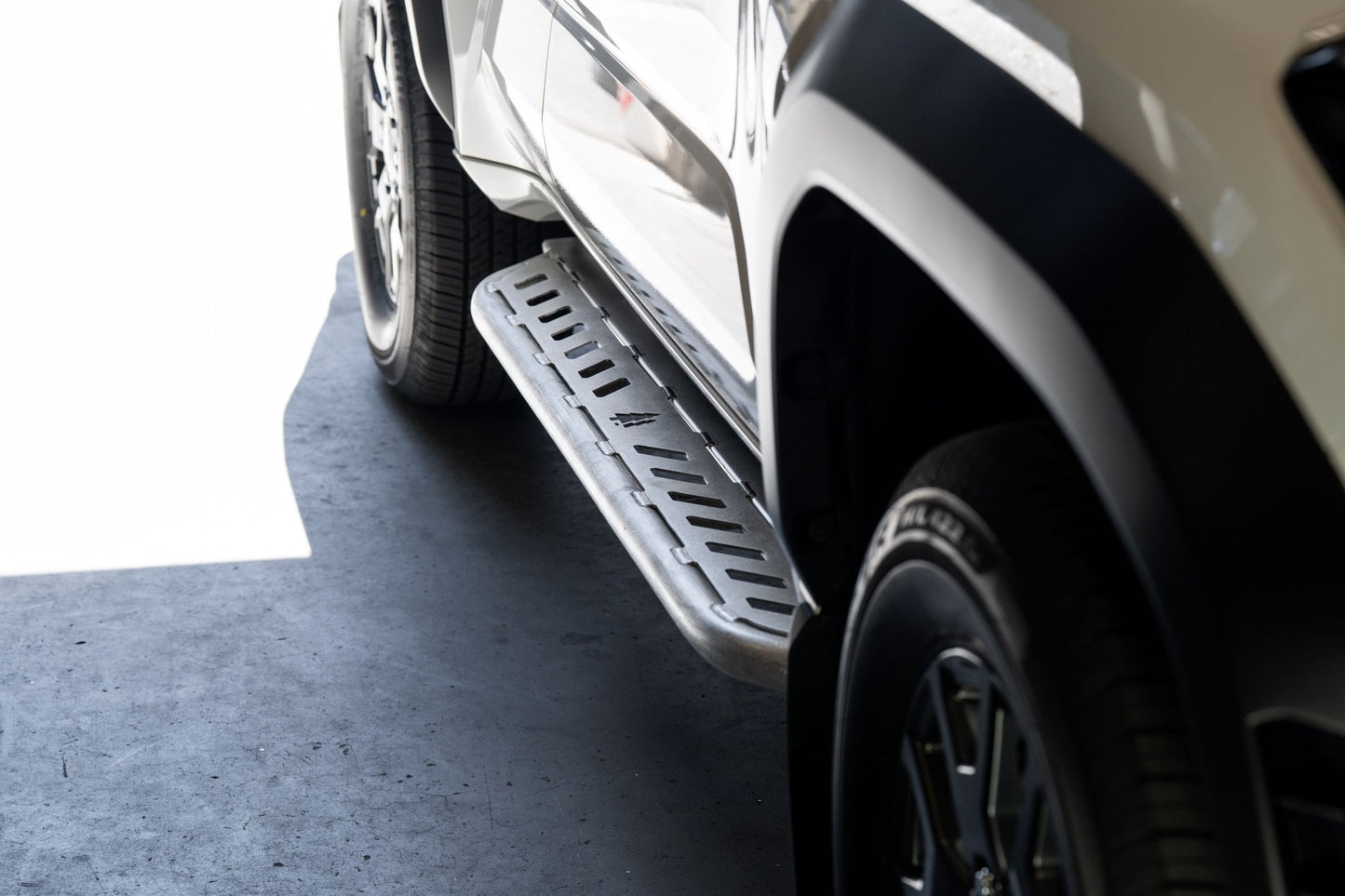 Greenlane Offroad 6TH GEN 4RUNNER ALUMINUM STRAIGHT SLIDERS