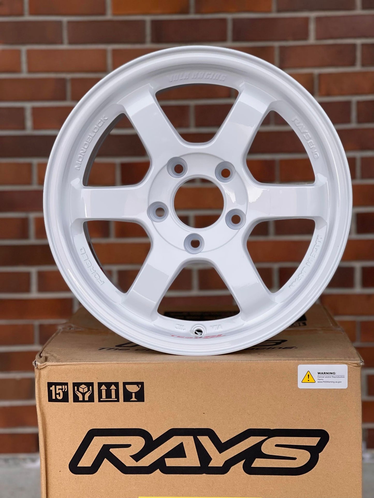 VOLK RACING TE37SL 15x8.0 +32 5x114.3 DASH WHITE