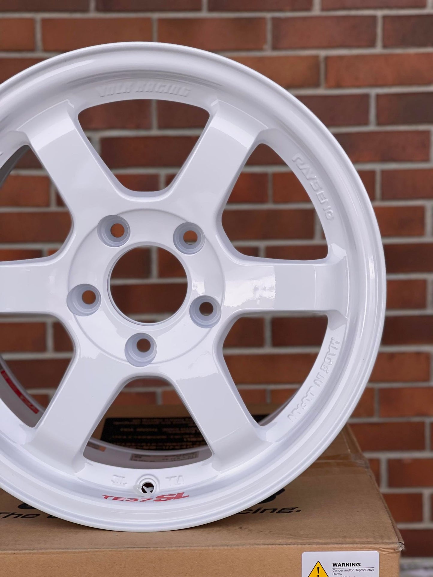 VOLK RACING TE37SL 15x8.0 +32 5x114.3 DASH WHITE