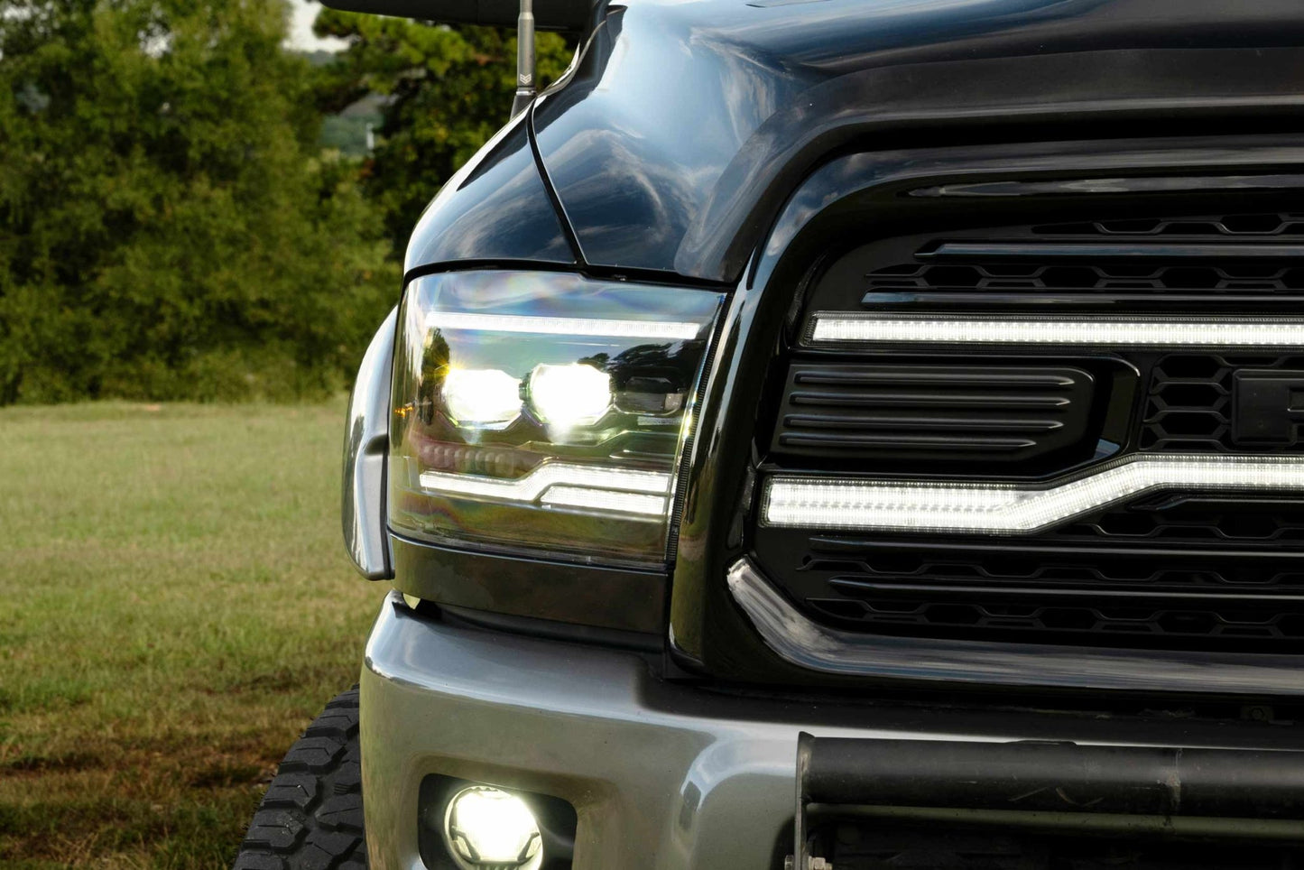 09 - 18 Dodge Ram: Morimoto XB Evo Hybrid Headlights - Headlights - Morimoto
