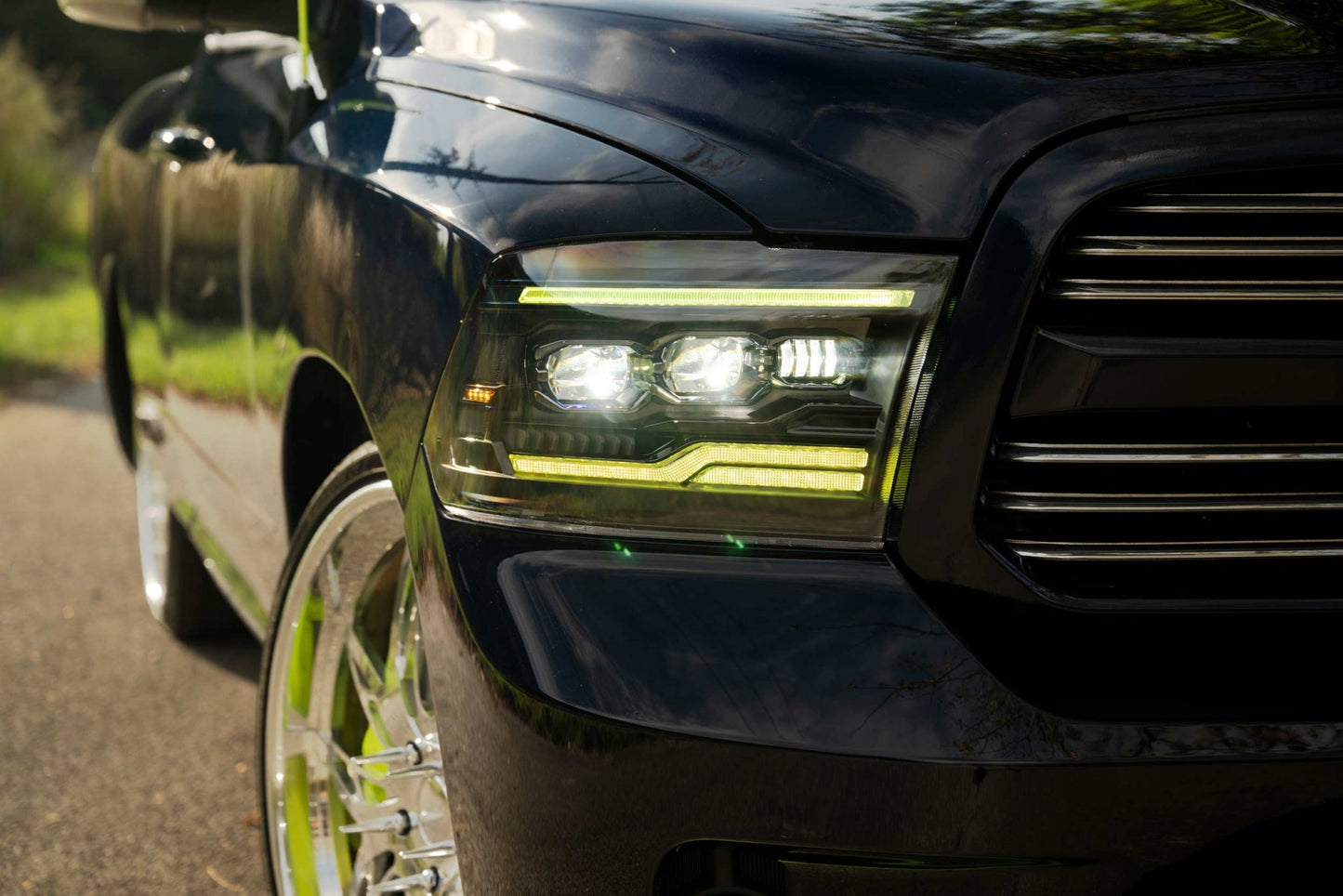 09 - 18 Dodge Ram: Morimoto XRGB Evo Headlights - Headlights - Morimoto