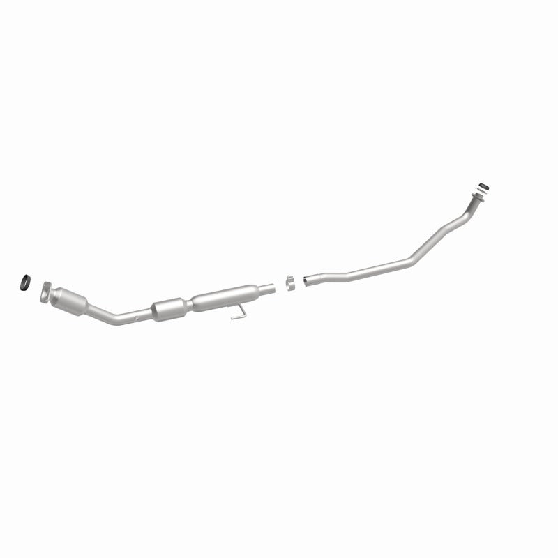 MagnaFlow Direct Fit Catalytic Converter 14-15 Toyota Corolla 1.8L