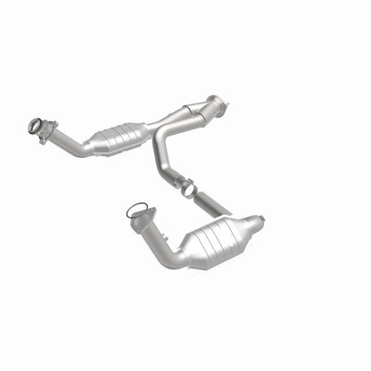 MagnaFlow DF Cat. Conv 02-06 Cadillac Truck. 8 5.3L Dual Conv. Y-Pipe Assy 2wd/Chevy Truck 99-07