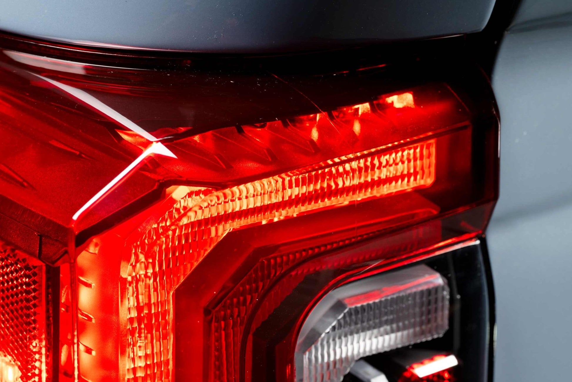 2023+ Ford Super Duty: Morimoto XB LED Tail Lights - Tail Lights - Morimoto XB LED Tails