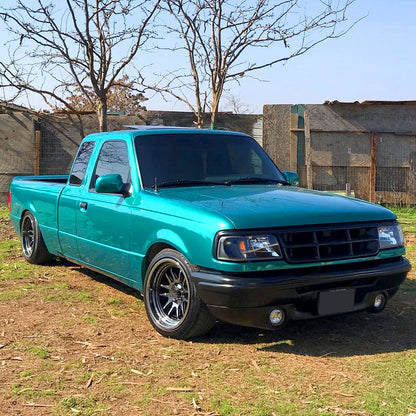 1993-1997 Ford Ranger Factory Style Headlights w/ Corner Lights & Amber Reflector (Matte Black Housing/Clear Lens)