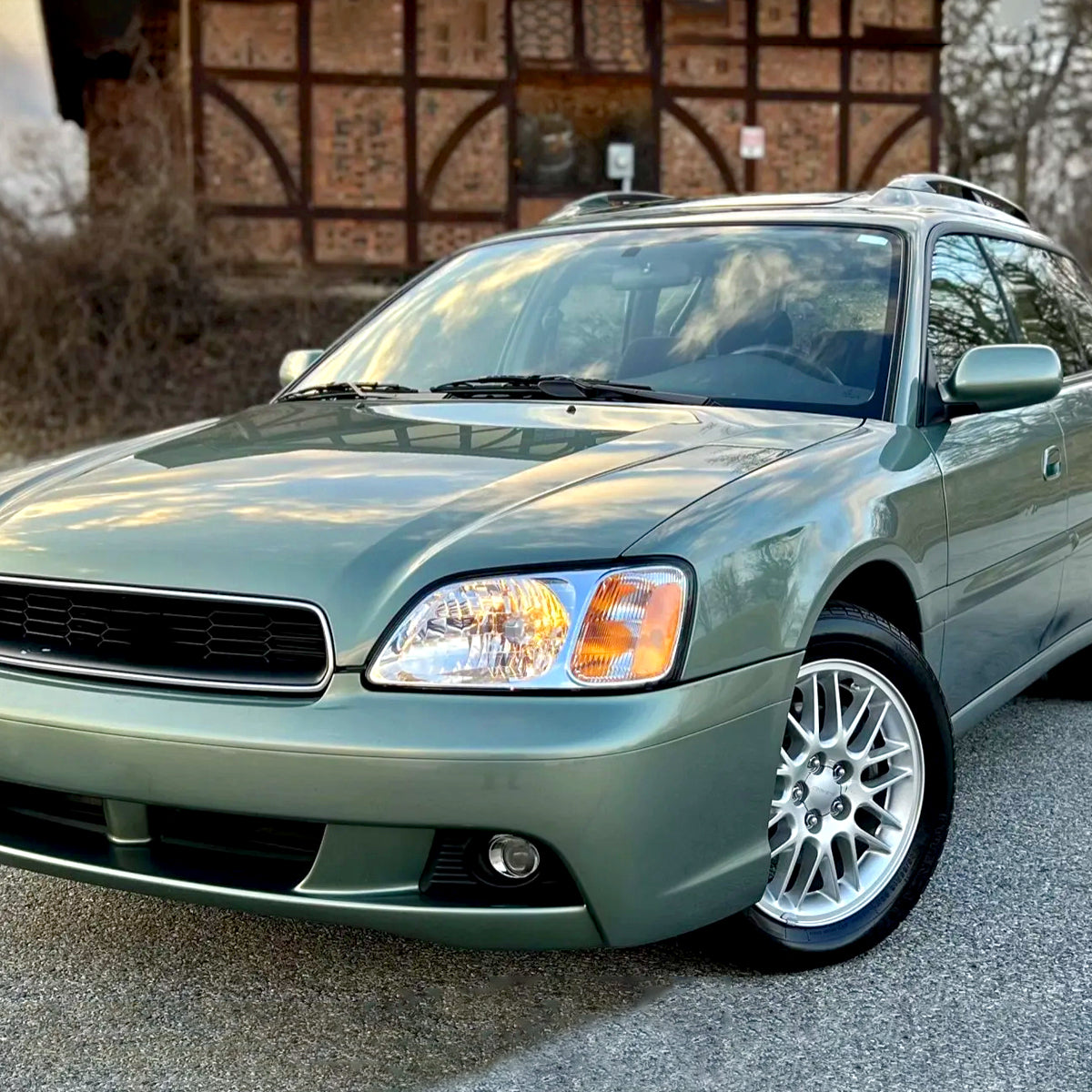 2000-2004 Subaru Legacy Brighton/2003-2006 Baja Sport Factory Style Headlights (Chrome Housing/Clear Lens)