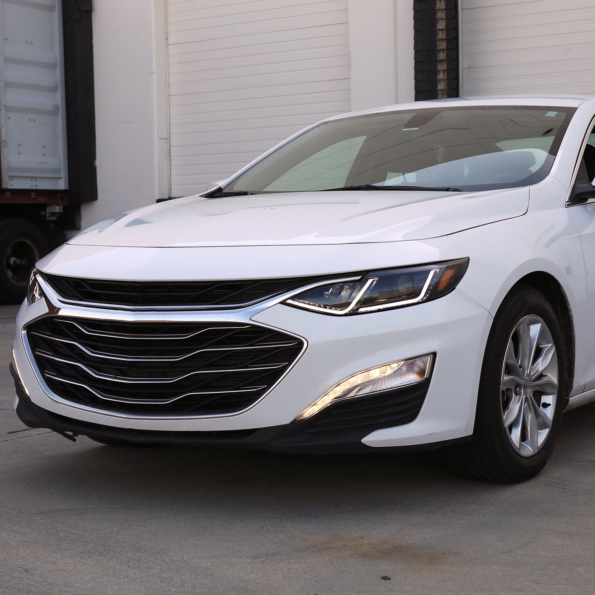 2019-2024 Chevrolet Malibu Switchback Sequential LED Turn Signal Projector Headlights (Matte Black Housing/Clear Lens)