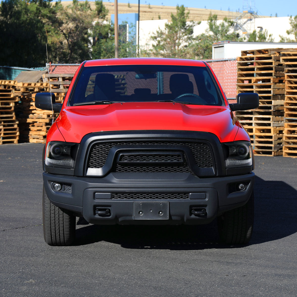 2013-2018 Ram 1500 2500 3500 Sequential LED Bar Signal Projector Headlights (Matte Black Housing/Clear Lens)