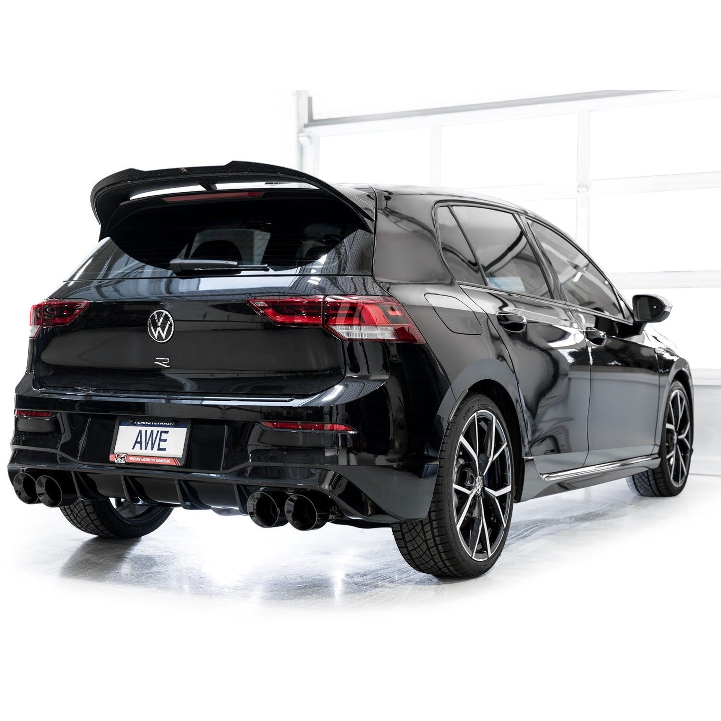 AWE Tuning Touring Edition Quad Exhaust w/Diamond Black Tips for 2022+ Volkswagen MK8 Golf R