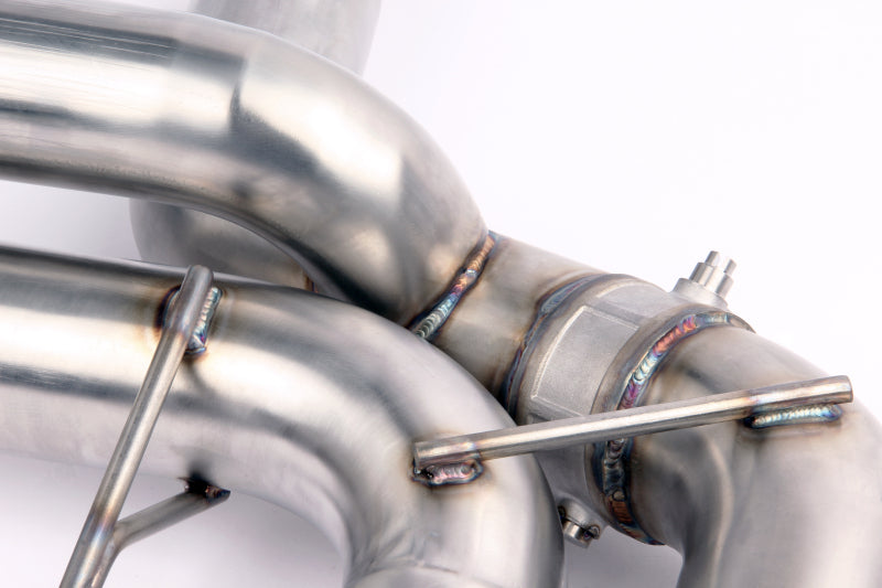 Dinan 18-23 BMW M5 (F90) Free Flow Axleback Exhaust System - Black Tips