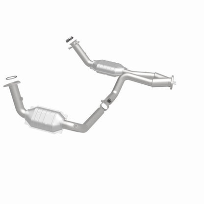 MagnaFlow DF Cat. Conv 02-06 Cadillac Truck. 8 5.3L Dual Conv. Y-Pipe Assy 2wd/Chevy Truck 99-07