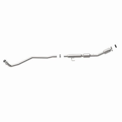 MagnaFlow Direct Fit Catalytic Converter 14-15 Toyota Corolla 1.8L