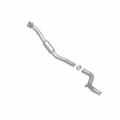 MagnaFlow Right Side Direct Fit Catalytic Converter 15-17 Chrysler 300 3.6L (4-Bolt Flange)