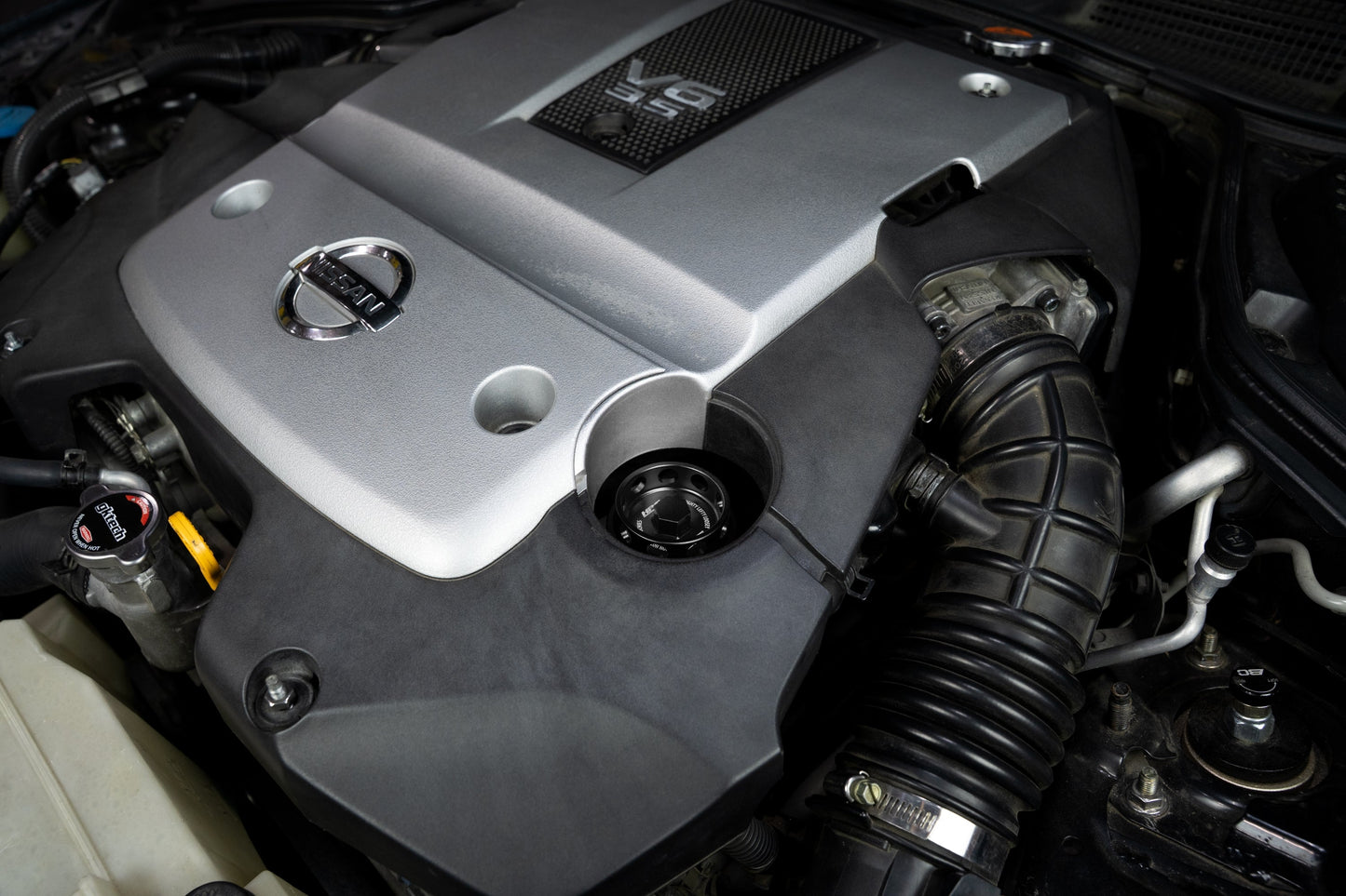 HPS Performance Billet Aluminum Oil Filler Cap for Nissan Engine