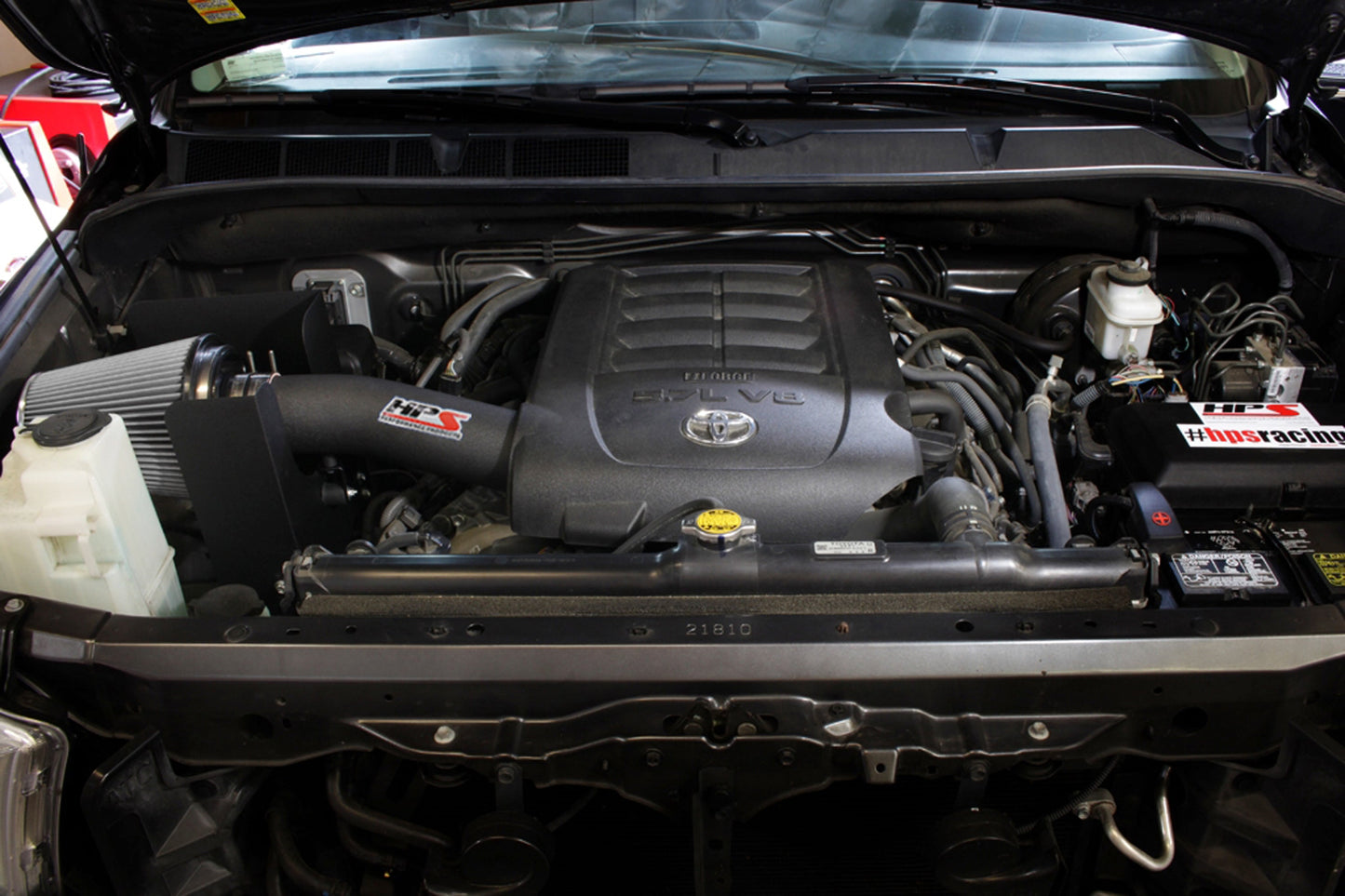 HPS Shortram Air Intake Kit 2008-2011 Toyota Sequoia 5.7L V8, Includes Heat Shield, 827-629