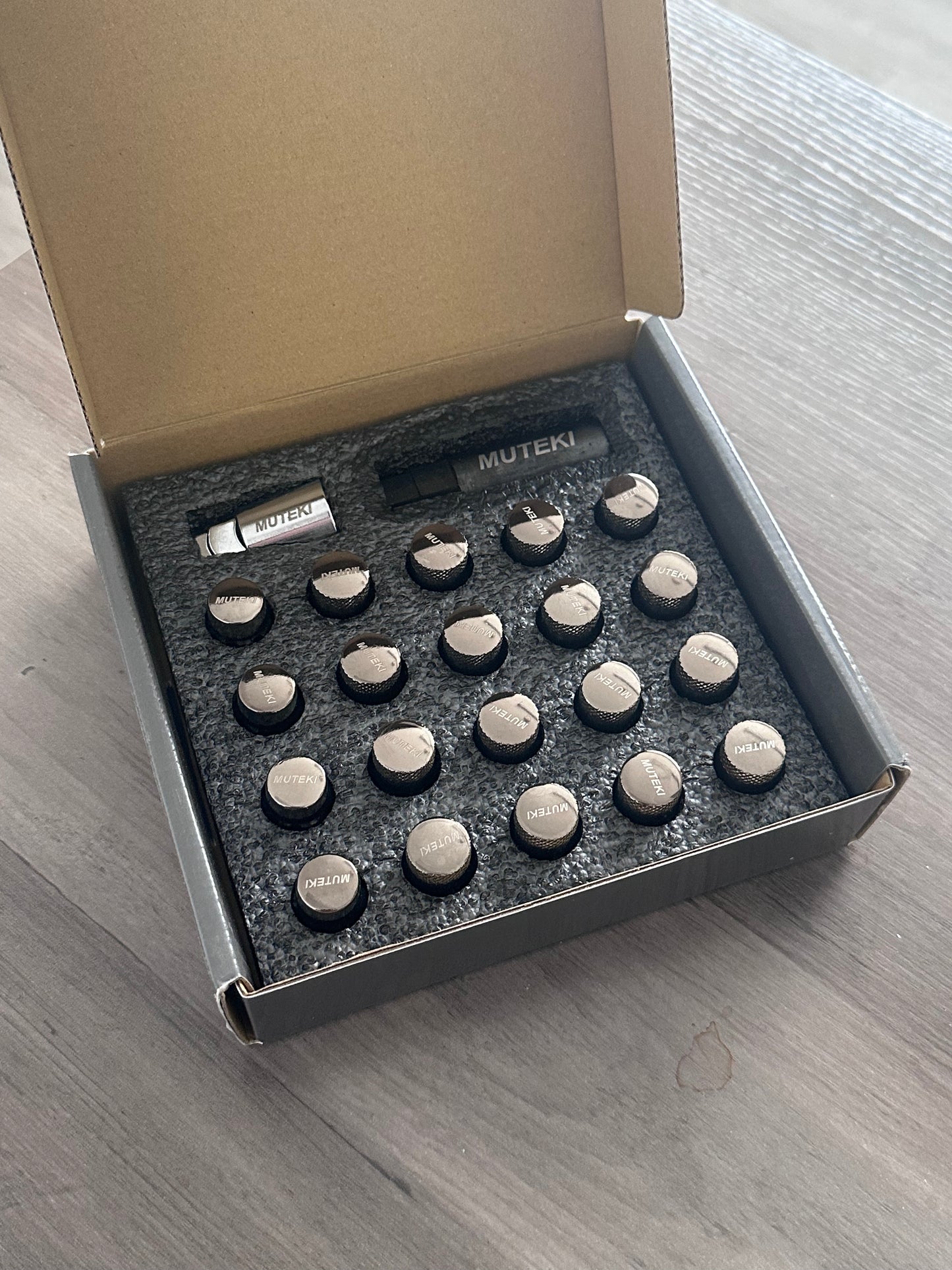 Muteki SR35 Closed Lug Nuts