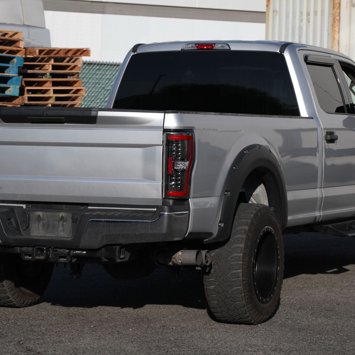 2017-2019 Ford F-250/F-350/F-450/F-550 Red LED Bar Tail Lights (Matte Black Housing/Clear Lens)