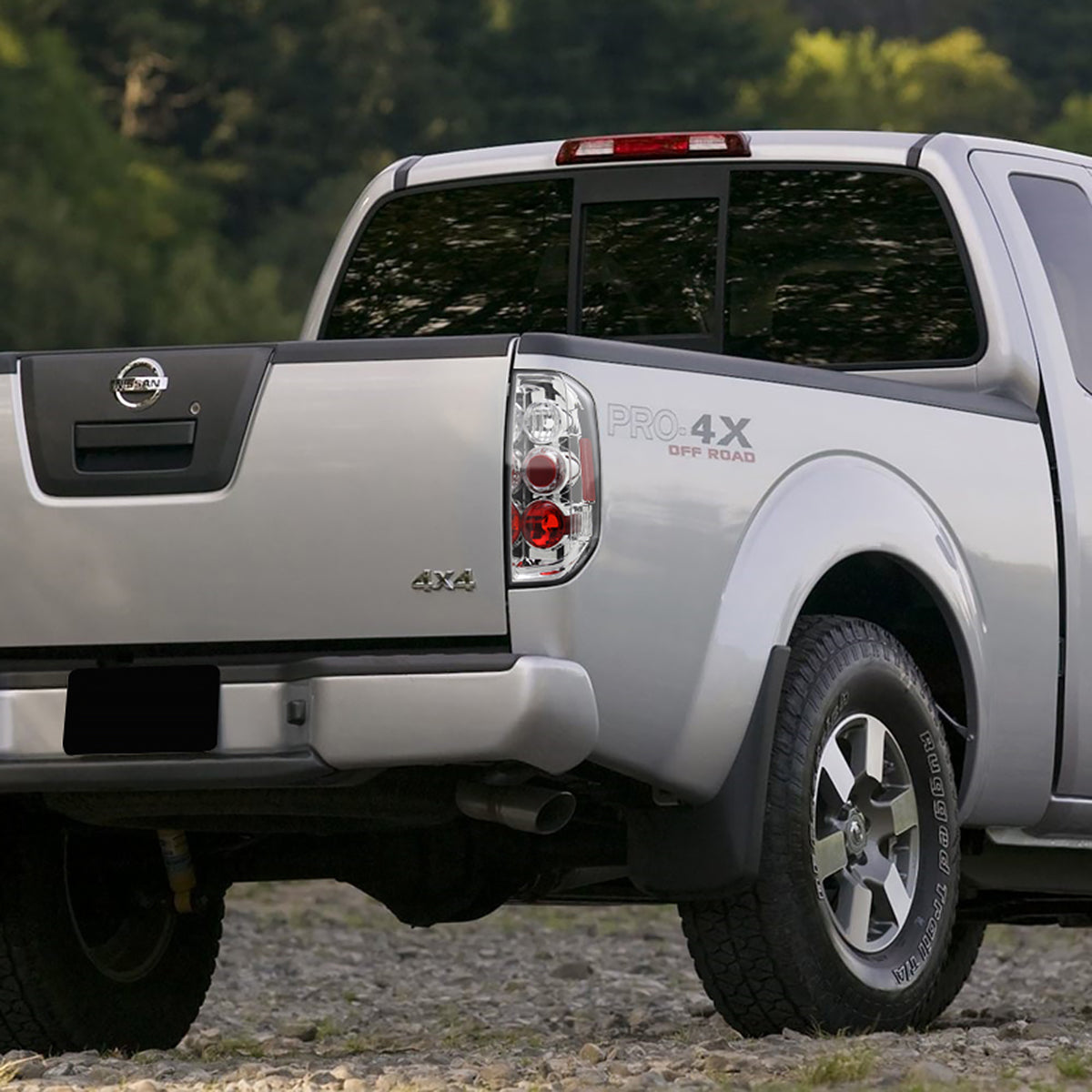 2005-2014 Nissan Frontier/ 2009-2012 Suzuki Equator Tail Lights (Chrome Housing/Clear Lens)