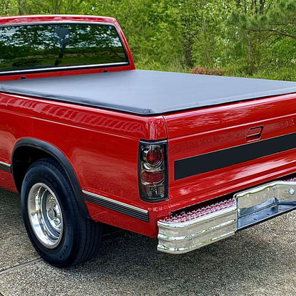 1982-1994 Chevrolet S10/Blazer GMC S15/Sonoma Tail Lights (Chrome Housing/Smoked Lens)