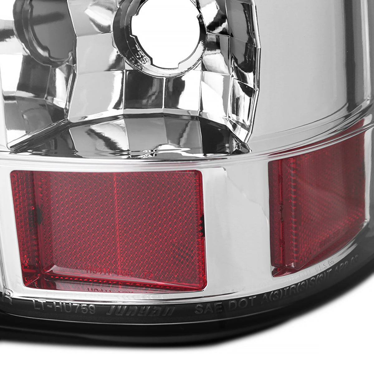 1999-2002 Chevrolet Silverado/ 1999-2006 GMC Sierra LED Tail Lights (Chrome Housing/Clear Lens)