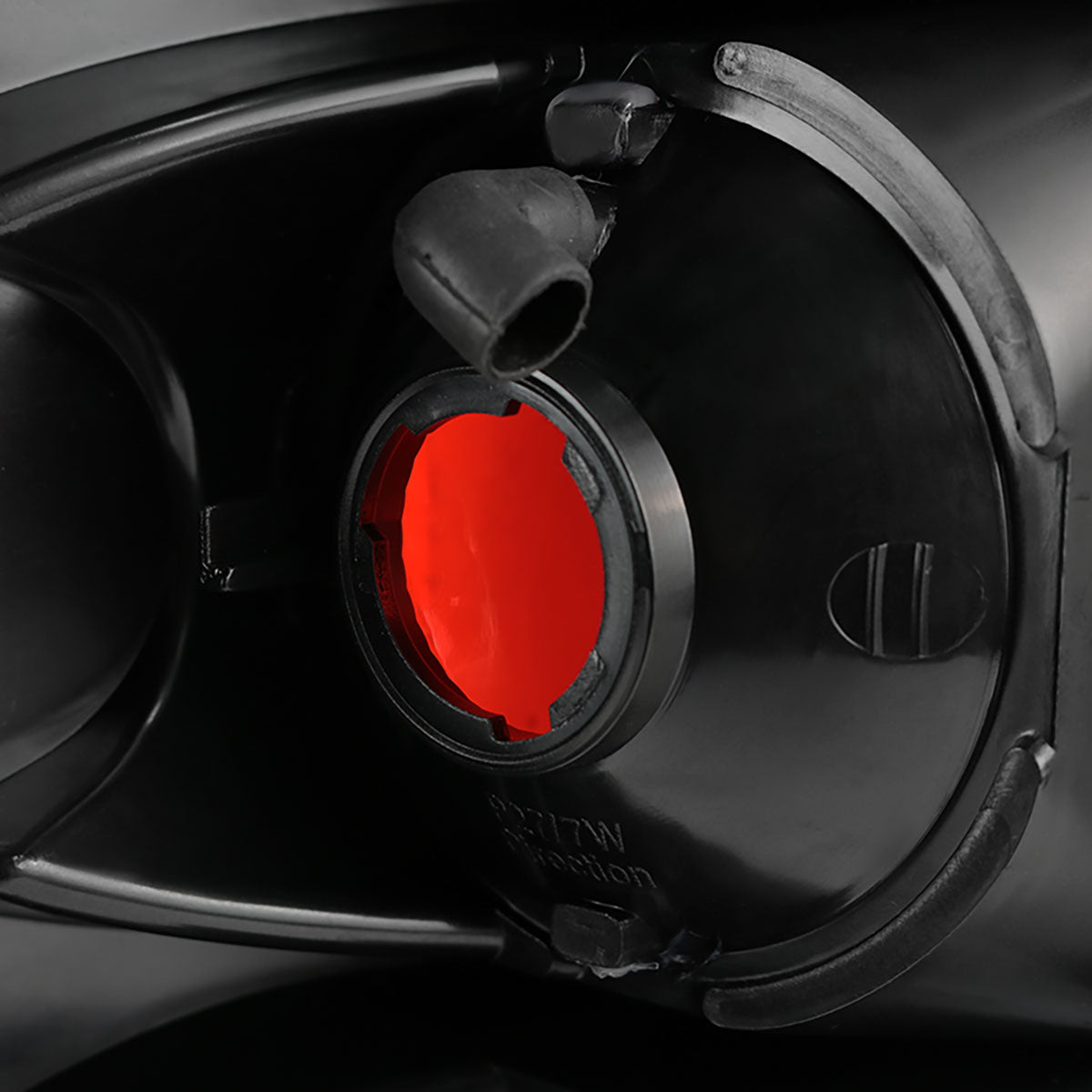 1999-2002 Chevrolet Silverado/ 1999-2006 GMC Sierra Tail Lights (Matte Black Housing/Clear Lens)