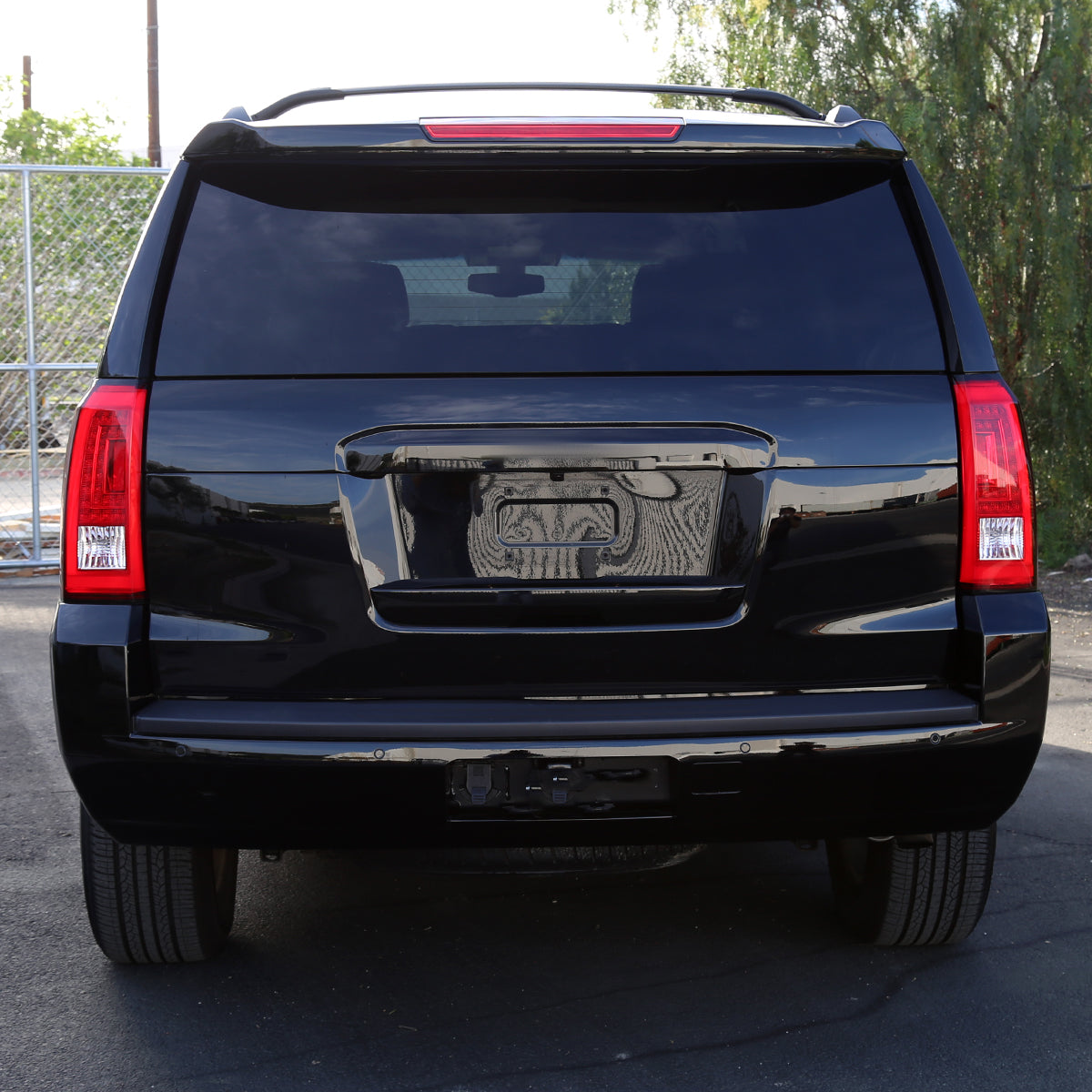 2015-2020 Chevrolet Tahoe/Suburban LS LT LTZ Premier LED Tail Lights (Chrome Housing/Red Lens)