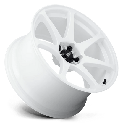 Motegi MR154 BATTLE White 18x8 +30 5x114.3mm 72.6mm