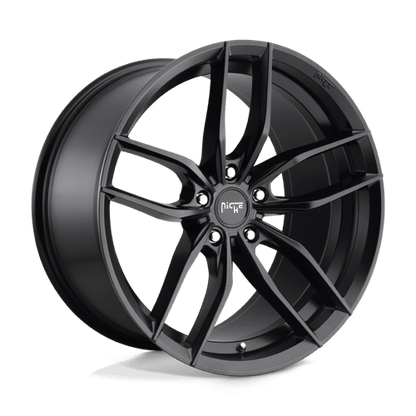 Niche M203 VOSSO Matte Black 17x8 +40 5x120mm 72.6mm