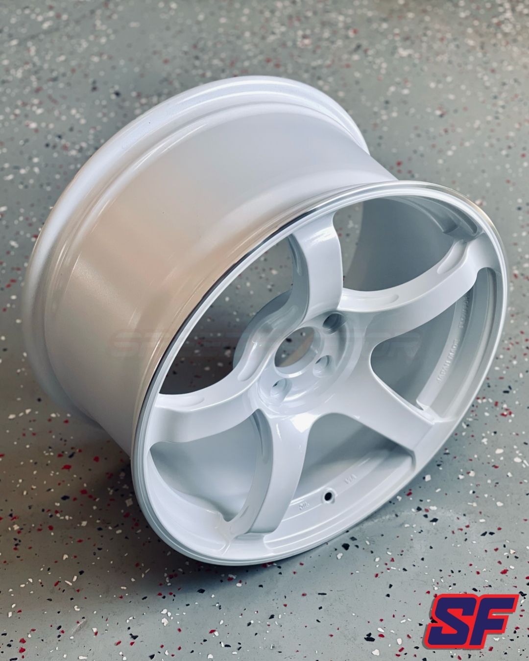 Advan TC4 18x8.5+45 / 18x9.5 +45 5x100 Racing White Metallic ( FRS/BRZ/GR86 )