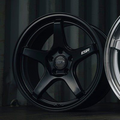 ESR Wheels AP5C Matte Black 18x10.5 +22 Custom 72.6mm