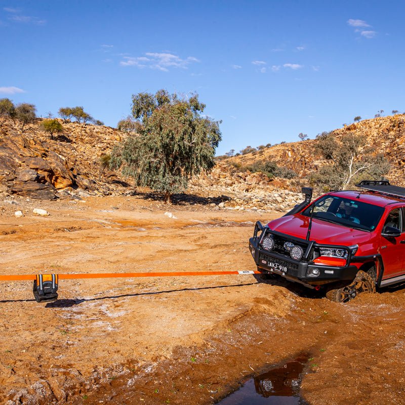 ARB Weekender Recovery Kit Incl 17600lb Recovery Strap/4.75T Shackles Tow Straps