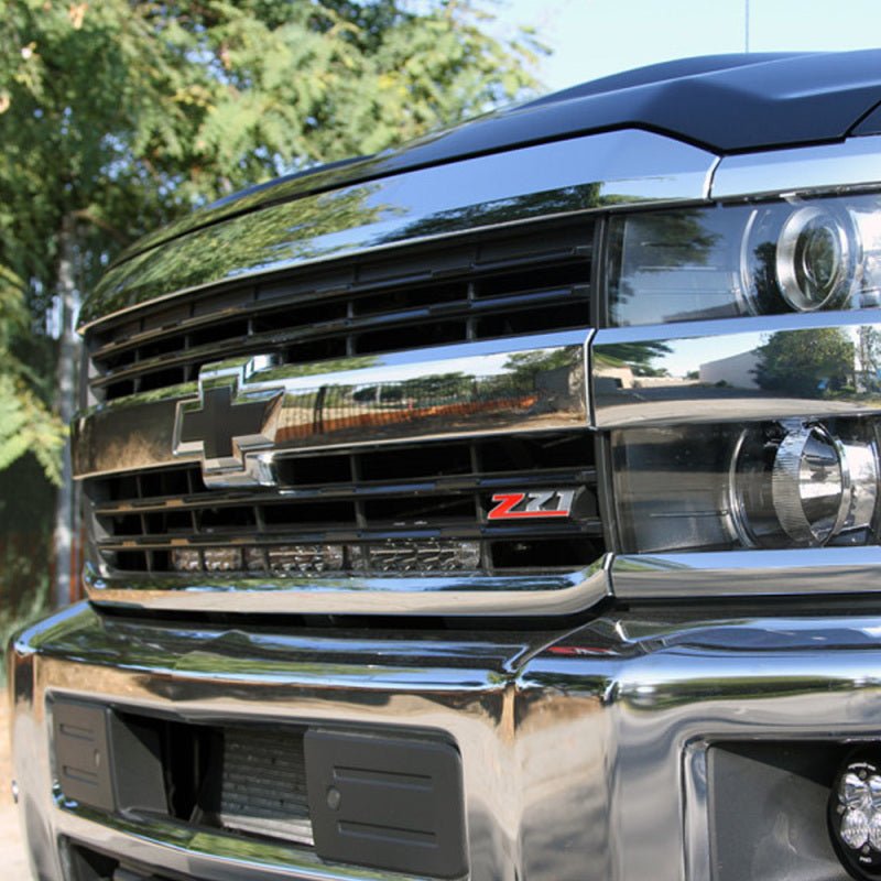 Baja Designs 2017 Chevreolet Silverado 2500/3500 HD 30in OnX6+ Grille Light Bar Kit - 5000K Daylight - Light Bars & Cubes - Baja Designs