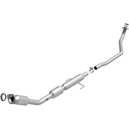 MagnaFlow Direct Fit Catalytic Converter 14-15 Toyota Corolla 1.8L