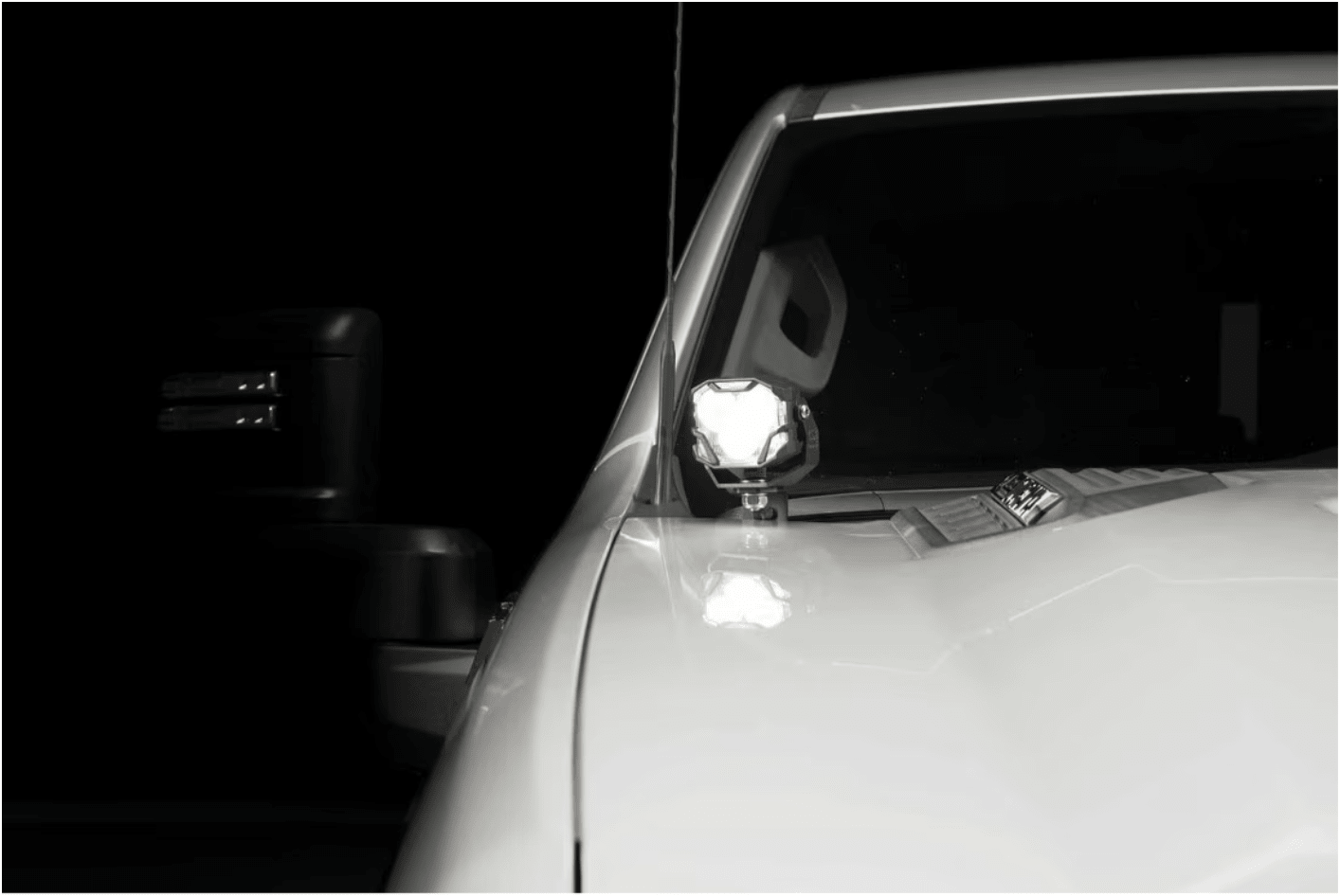Chevrolet Silverado HD 2020 - 2024: : Morimoto 4Banger LED Ditch Light System - LED Light Pods - Morimoto