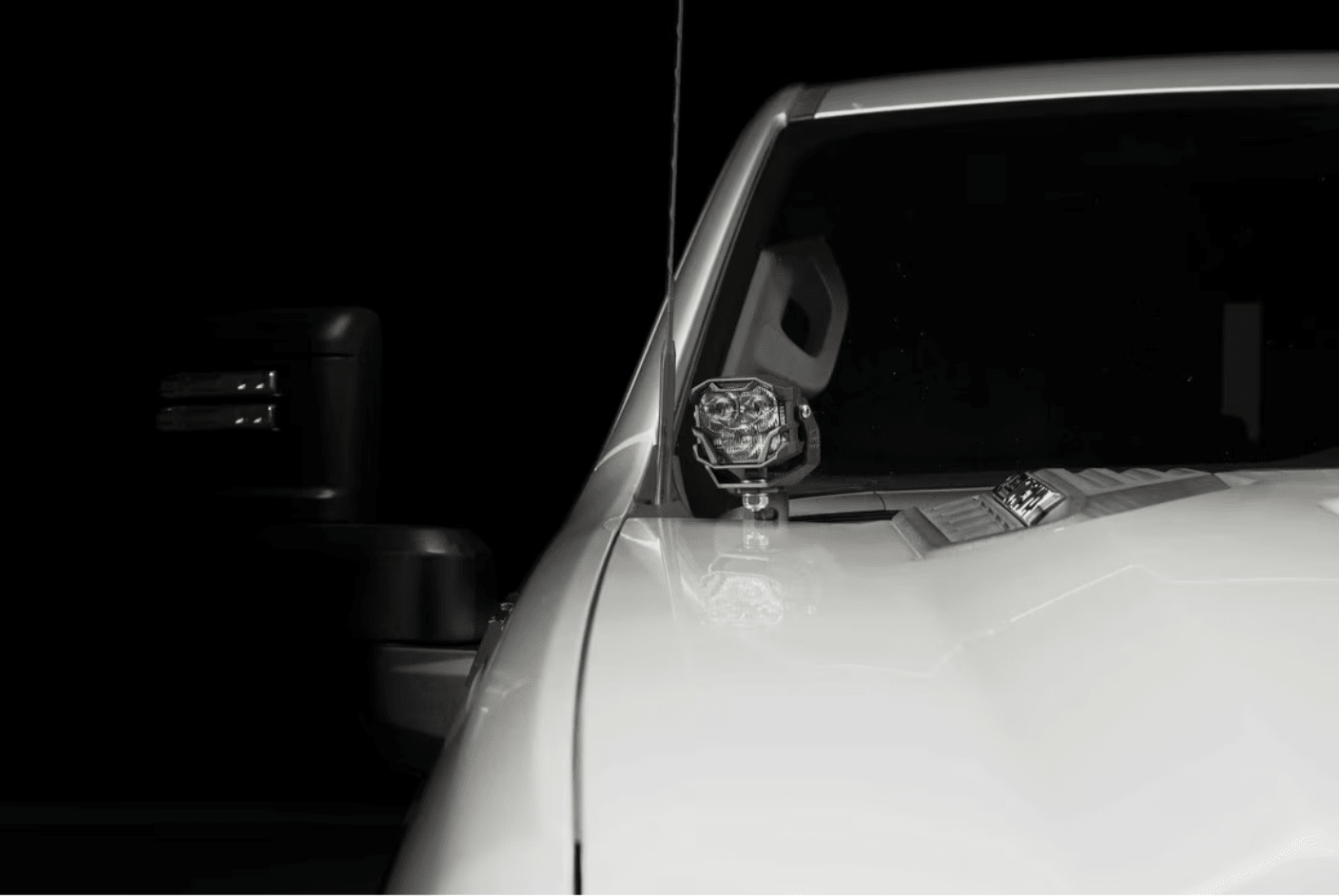 Chevrolet Silverado HD 2020 - 2024: : Morimoto 4Banger LED Ditch Light System - LED Light Pods - Morimoto