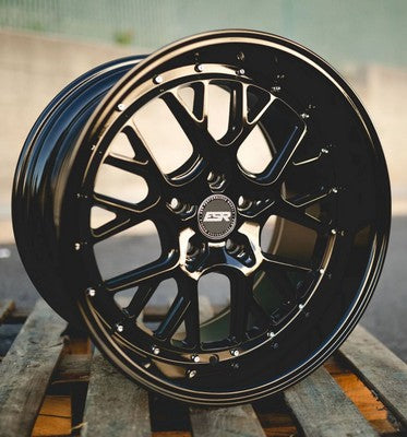 ESR Wheels CS11 Gloss Black 19x10.5 +15 5x114.3mm 72.6mm