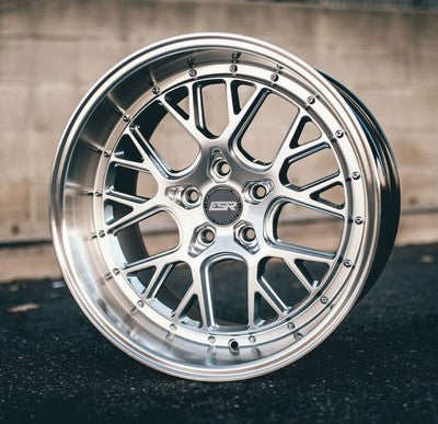 ESR Wheels CS11 Hyper Silver/machine Lip 19x10.5 +22 5x114.3mm 72.6mm